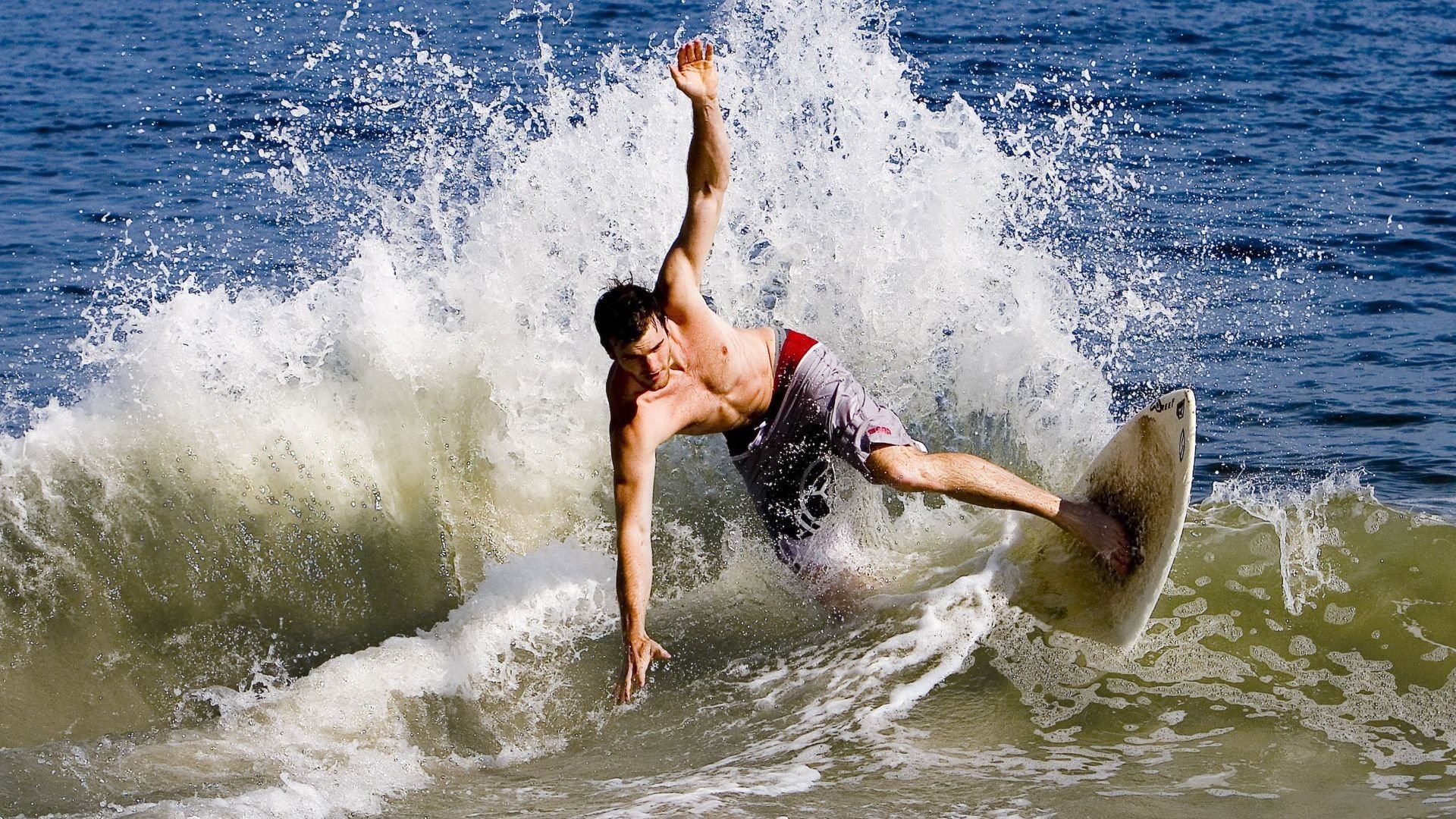 _新赛季展望：潜力新星预计冲击总冠军_，全新赛季